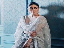Kareena Kapoor ने ऋषि, रणधीर और बबीता कपूर के साथ आरडी बर्मन की एक पुरानी तस्वीर शेयर की
