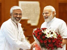 स्वतंत्र देव सिंह को सौंपी उत्तर प्रदेश भाजपा की कमान, महेंद्र नाथ पांडे की लेंगे जगह स्वतंत्र देव सिंह को सौंपी उत्तर प्रदेश भाजपा की कमान, महेंद्र नाथ पांडे की लेंगे जगह