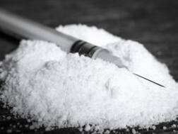 भारत-नेपाल सीमा पर करीब दो करोड़ रूपये की हेरोइन जब्त, एक व्यक्ति गिरफ्तार