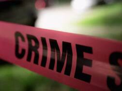 आजमगढ़: घर के बाहर सो रहे युवक की गोली मारकर हत्या, अंधेरे का फायदा उठाकर भागा हत्यारा