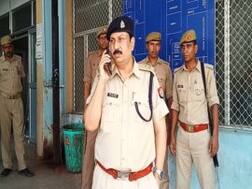 सनसनीखेज : इलाहाबाद बैंक के मैनेजर की ब्रांच के पास ही गोली मारकर हत्या