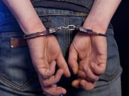 भारत में अवैध रुप से ठहरने वाले म्यामांर के चार नागरिकों की पुलिस हिरासत की अवधि बढ़ी