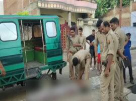 प्रयागराज: दोस्तों के साथ निकले युवक का कत्ल, डेढ़ सौ किमी दूर मिला शव प्रयागराज: दोस्तों के साथ निकले युवक का कत्ल, डेढ़ सौ किमी दूर मिला शव