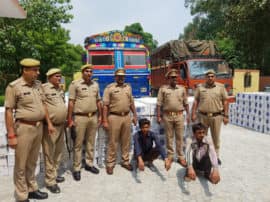 नोएडा में 630 पेटी शराब के साथ दो तस्कर गिरफ्तार, बिहार भेजी जा रहीं थीं पेटियां नोएडा में 630 पेटी शराब के साथ दो तस्कर गिरफ्तार, बिहार भेजी जा रहीं थीं पेटियां