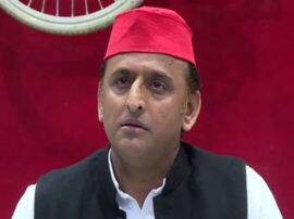 बीजेपी का अखिलेश पर पलटवार, कहा- सपा राज में डीएसपी को बोनट पर टांगकर घुमाया जाता था बीजेपी का अखिलेश पर पलटवार, कहा- सपा राज में डीएसपी को बोनट पर टांगकर घुमाया जाता था