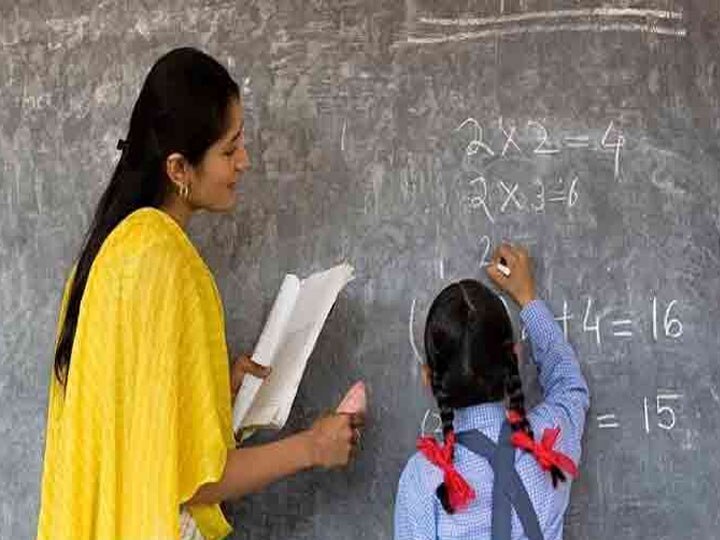 69000 UP Assistant Teacher Recruitment First selection list may be issue today Uttar Pradesh 69 हजार शिक्षक भर्ती मामले में आज जारी हो सकती है चयन सूची, 3 से 6 जून के बीच होगी काउंसलिंग