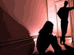 अश्लील वीडियो बना छह महीने तक नाबालिग से दुष्कर्म, मामला दर्ज
