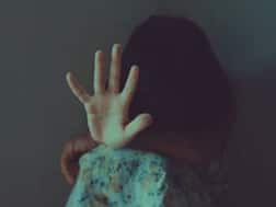 नाबालिग के साथ जंगल में गैंगरेप, पूर्व जेलर का बेटा समेत चार आरोपी गिरफ्तार