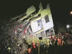 गिरफ्तार बिल्डर के खिलाफ लगाया गया राष्ट्रीय सुरक्षा कानून, 25 हजार का इनाम था घोषित