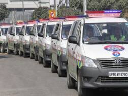 नोएडा पुलिस को बड़ी सफलता, रात को गश्त के दौरान शातिर लुटेरे हत्थे चढ़े, चोरी के मोबाइल बरामद