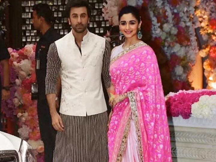 Ranbir Kapoor और Alia Bhatt की Social Media पर वायरल हुई शादी की फोटो, क्या आपने देखी?