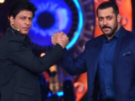 Salman Khan wishes Birthday to Shah Rukh Khan as he with Dabangg Tour tribe Shah Rukh Khan ने नहीं उठाया सलमान का फोन तो Salman ने वीडियो बना कर मार दिया ये ताना