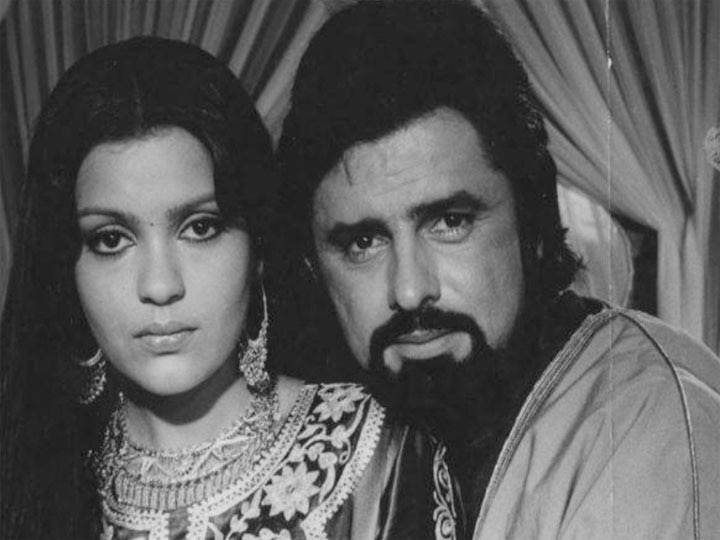 आखिर क्यों शादीशुदा Sanjay Khan के प्यार में इस कदर पागल थीं Zeenat Aman कि, सबके सामने चुपचाप मार खातीं रहीं