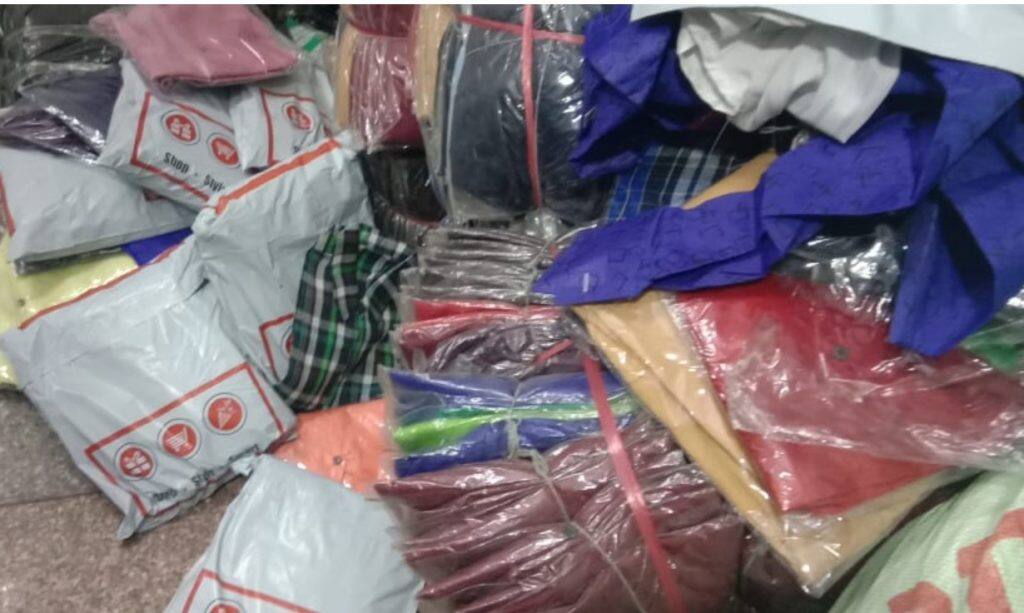 ब्रांडेड कंपनी के नाम पर बेची जाती थी नकली शर्ट, नोएडा में फैक्ट्री सील