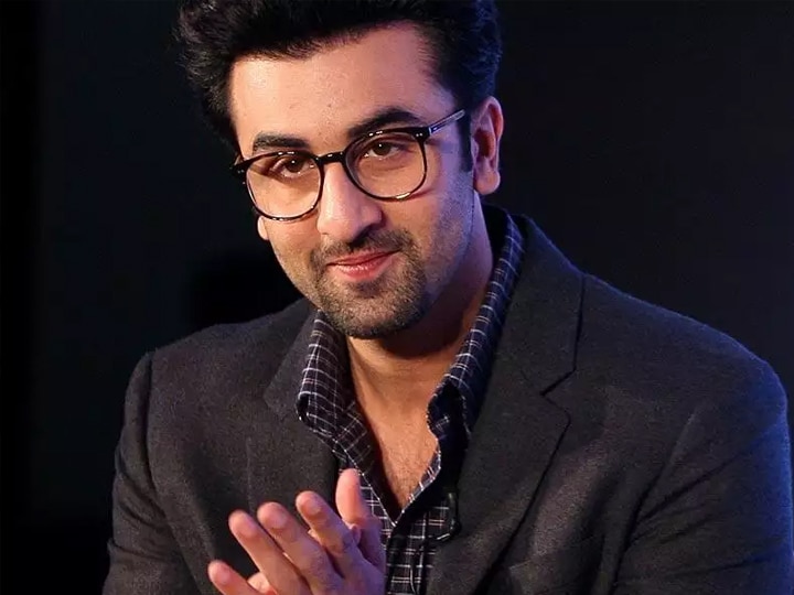 Ranbir Kapoor ने अपनी स्कूल की टीचर के साथ की थी ये हरकत, मां नीतू को होना पड़ गया था शर्मिंदा