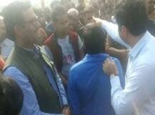 अमेठी के डीएम प्रशांत शर्मा को हटाया गया, बदसलूकी का वीडियो वायरल होने का बाद गिरी गाज