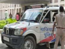 मुफ्त में ले जाते हैं सामान, नहीं देते पैसे.. गाजियाबाद पुलिस पर लगे संगीन आरोप