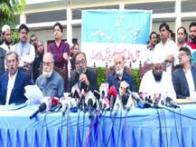 ऑल इंडिया मुस्लिम पर्सनल लॉ बोर्ड के फैसले पर मौलाना ने कही बड़ी बात, बोले- बंद हो सियासत