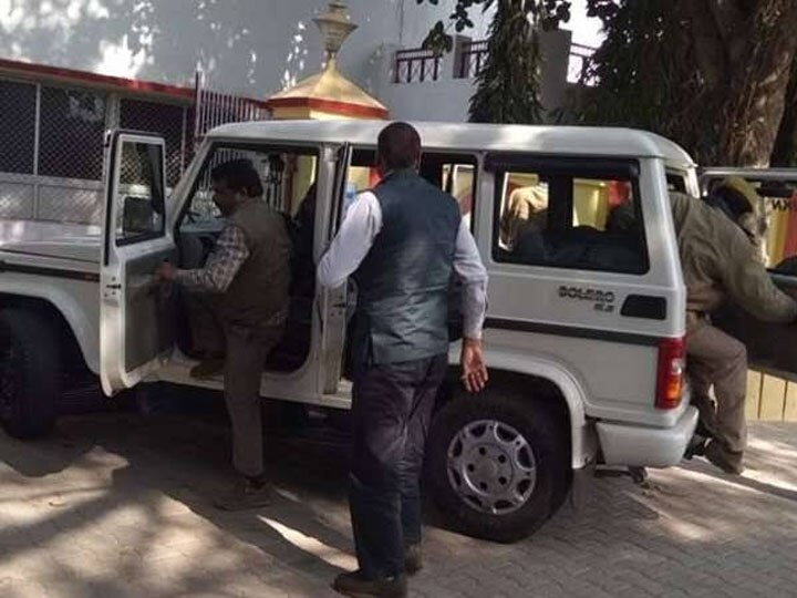 खनन घोटाले की जांच के लिए सीबीआई टीम ने हमीरपुर में डाला डेरा, छापेमारी के दौरान खंगाले अहम दस्तावेज