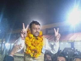 रुड़की निकाय चुनाव: जनता ने निर्दलीय प्रत्याशी पर जताया भरोसा, गौरव गोयल चुने गए मेयर रुड़की निकाय चुनाव: जनता ने निर्दलीय प्रत्याशी पर जताया भरोसा, गौरव गोयल चुने गए मेयर