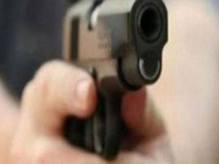 यूपी: भदोही में पुलिस और बदमाशों में भिड़ंत, 50 हजार का इनामी अपराधी रवि ढेर Criminal Ravi gun down by UP Police in Bhadohi Encounter यूपी: भदोही में पुलिस और बदमाशों में भिड़ंत, 50 हजार का इनामी अपराधी रवि ढेर