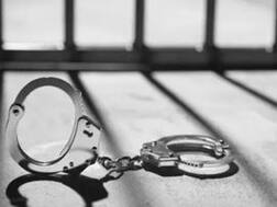 विवाह समारोह में नगदी-जेवरात चुराने वाले गैंग का पर्दाफाश, आगरा पुलिस ने पकड़ा शातिर चोर