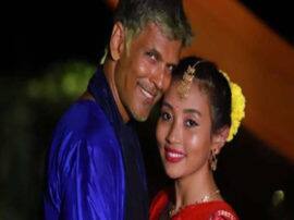 Bollywood Actor and Indian supermodel Milind Soman wife Ankita Konwar call him Papaji इस एक्टर ने अपने बेटी की उम्र की लड़की से की शादी, पत्नी उनको 'पापाजी' कह कर बुलाती है