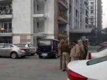 गाजियाबाद: बच्चों की हत्या कर दो पत्नियों के साथ पति ने की खुदकुशी, सुसाइड नोट में लिखा दर्द