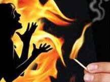 उन्नाव में गैंगरेप पीड़ित युवती को पेट्रोल डालकर जलाया, पुलिस ने सभी 5 आरोपियों को किया गिरफ्तार