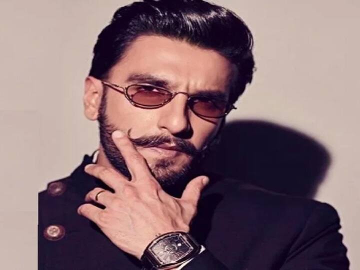 Fans donated computers to village school on Ranveer's 35th birthday रणवीर के 35वें जन्मदिन पर प्रशंसकों ने गांव के स्कूल को दान किया कंप्यूटर