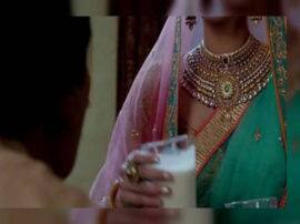 शादी के चार दिन बाद सामने आया दुल्हन का सच, पैसे-जेवर लेकर हुई फरार शादी के चार दिन बाद सामने आया दुल्हन का सच, पैसे-जेवर लेकर हुई फरार