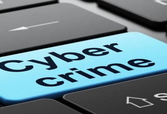 250 करोड़ स्मार्टफोन्स को खतरा: अपने आप फोन में घुस जाता है ये वायरस, डिलीट करना है मुश्किल;जानिए- प्रॉब्लम से कैसे बचें