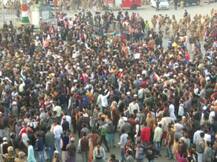 प्रयागराजः जुमे की नमाज के बाद प्रदर्शन, 10 हजार से ज्यादा लोगों पर FIR