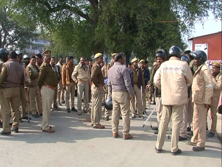 CAA Protest: हिंसा के बाद प्रयागराज की तस्वीर, सामान्य होते हालात;  इंटरनेट-SMS पर रोक बरकरार