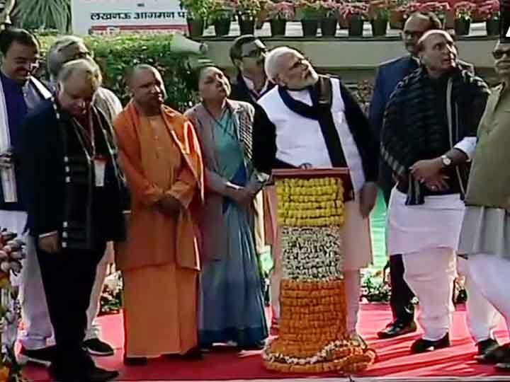 अटल जी की प्रतिमा का अनावकरण कर बोले पीएम मोदी- मेरे लिए सौभाग्य का पल