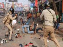 रामपुर: पुलिस ने हिंसा करनेवाले 28 लोगों को नोटिस भेजा, कहा-अपना पक्ष रखें या नुकसान की भरपाई करें