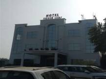 होटल में मटर पनीर की सब्जी में निकला हड्डी का टुकड़ा, एसपी के आदेश पर दर्ज हुआ केस