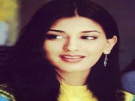 This actress used to rule Bollywood in the 90s, fans have to wait for her return 90 के दशक में बॉलीवुड पर राज किया करती थीं ये एक्ट्रेस, फैंस को है वापसी का इंतजार