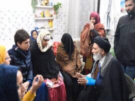 सीएए के विरोध में हुई मुजफ्फरनगर हिंसा में मारे गये लोगों से मिलीं प्रियंका गांधी..सरकार पर लगाये आरोप Priyanka Gandhi met with Muzaffarnagar victims and target UP government सीएए के विरोध में हुई मुजफ्फरनगर हिंसा में मारे गये लोगों से मिलीं प्रियंका गांधी..सरकार पर लगाये आरोप