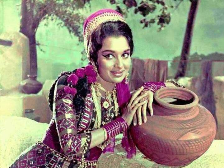 एक्ट्रेस Asha Parekh ने इस शख्स के इंतजार में कभी नहीं की शादी