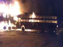 कन्नौज में बड़ा हादसा, बस और ट्रक में आमने-सामने भिड़ंत के बाद लगी आग, 25 की मौत