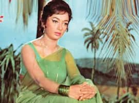 ऐसा क्या कह दिया था Sadhana से Raj Kapoor ने कि पहली ही फिल्म से करने लगीं थीं नफरत, बीच में ही शूटिंग छोड़ चली गई थीं घर ऐसा क्या कह दिया था Sadhana से Raj Kapoor ने कि पहली ही फिल्म से करने लगीं थीं नफरत, बीच में ही शूटिंग छोड़ चली गई थीं घर