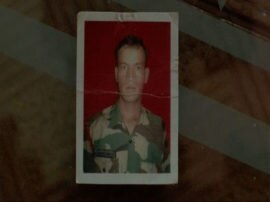 बर्फ में पैर फिसलकर उत्तराखंड का फौजी पाक सीमा के भीतर पहुंचा, घर में मचा कोहराम Uttrakhand army man missing from srinagar बर्फ में पैर फिसलकर उत्तराखंड का फौजी पाक सीमा के भीतर पहुंचा, घर में मचा कोहराम