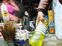 देहरादून: दुकानों पर खुले में एसिड बेचने वालों की अब खैर नहीं, होगी सख्त कार्रवाई