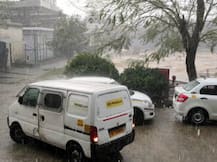 दिल्ली-NCR में बदला मौसम, नोएडा में ओले के साथ हुई बारिश;एक बार फिर ठंड की वापसी