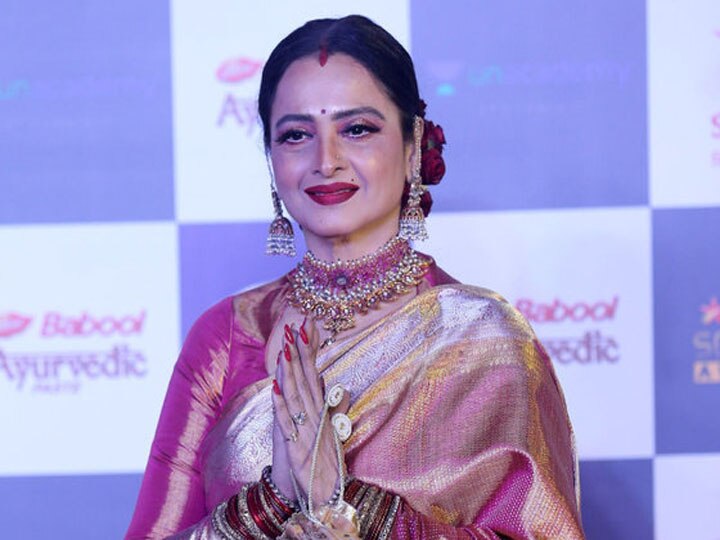 Rekha ने अपनी खूबसूरती के खोले राज, अपने फैन्स के लिए शेयर किए ब्यूटी सीक्रेट्स