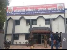 पुलिसिया कार्रवाई...और आगरा के इस थाने का चहेता बन गया लंगूर...पढ़िये ये दिलचस्प खबर