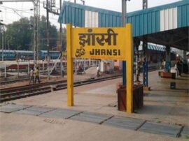 Railway planing to open Railoon at Jhansi railway station रेलवे स्टेशन पर ही मिलेगी सैलून की सुविधा, झांसी में खुलेगा यूपी का पहला 'रेलून'