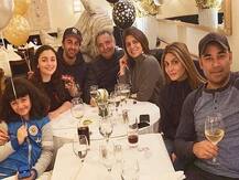 दिवंगत एक्टर Rishi Kapoor के घर पर आयोजित की गई प्रार्थना सभा