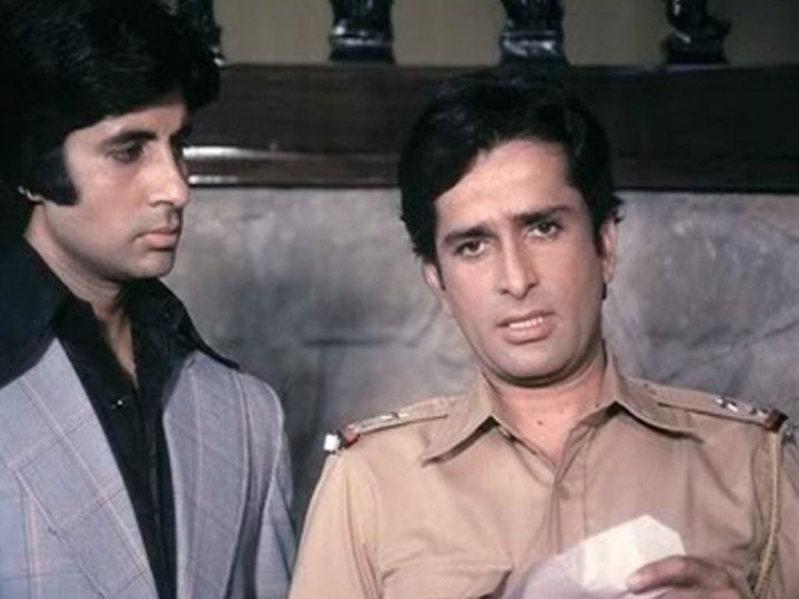 Amitabh Bachchan और Shashi Kapoor की इस फिल्म को पूरे हुए 45 साल- किरदारों ने कुछ यूं छोड़ी थी दर्शकों पर अपनी छाप